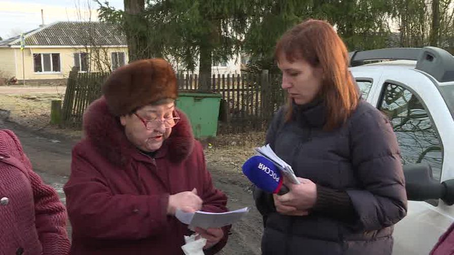 Давно умершим жителям деревни Дуловка Островского района пришли квитанции за вывоз мусора