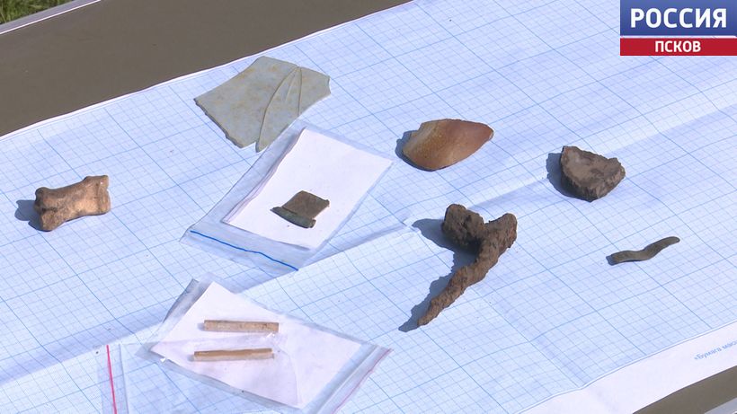 VZ Arkheologi pamyatnik Dovmontu 2