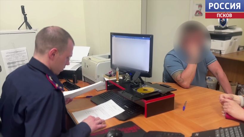 В Пскове задержали предпринимателя за попытку дачи взятки за подпись документов о ремонте моста