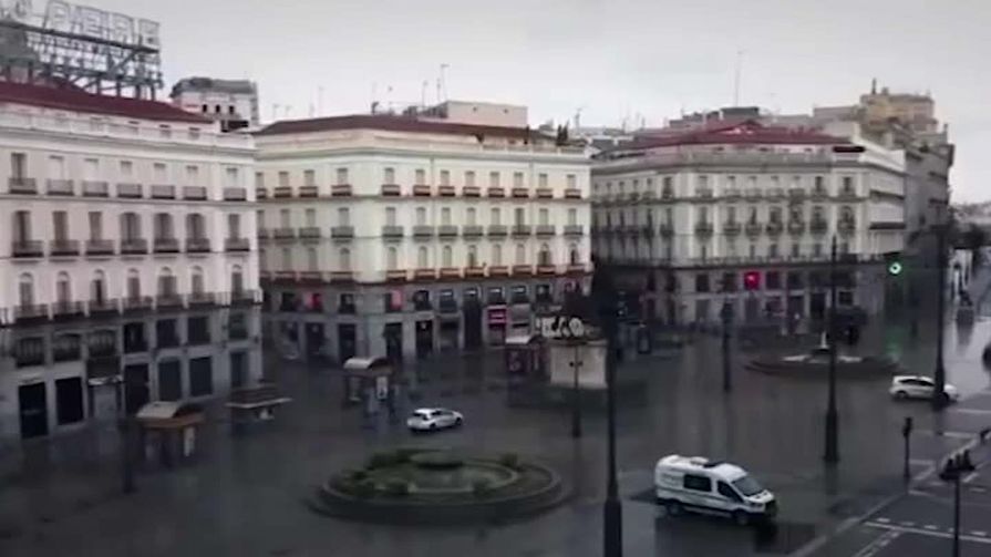 В социальных сетях появились видео с пустынными туристическими местами