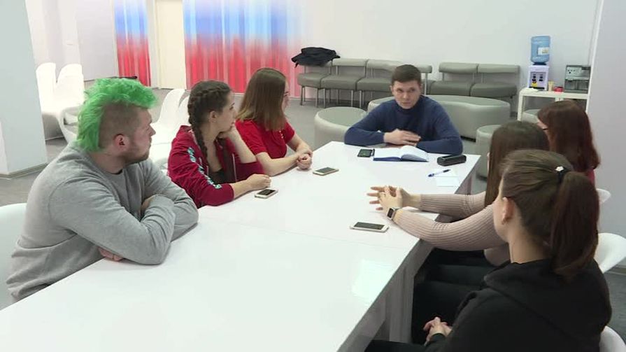 О поправках в Конституцию псковичам расскажут волонтёры