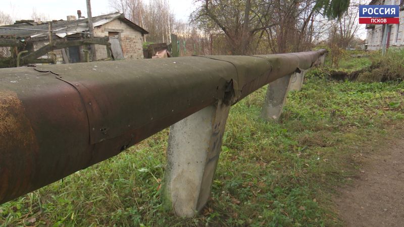 В Пскове жильцы нескольких домов на Шоссейном переулке до сих пор замерзают без отопления