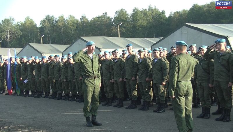 Около 300 псковских десантников прибыли на учения «Славянское братство»