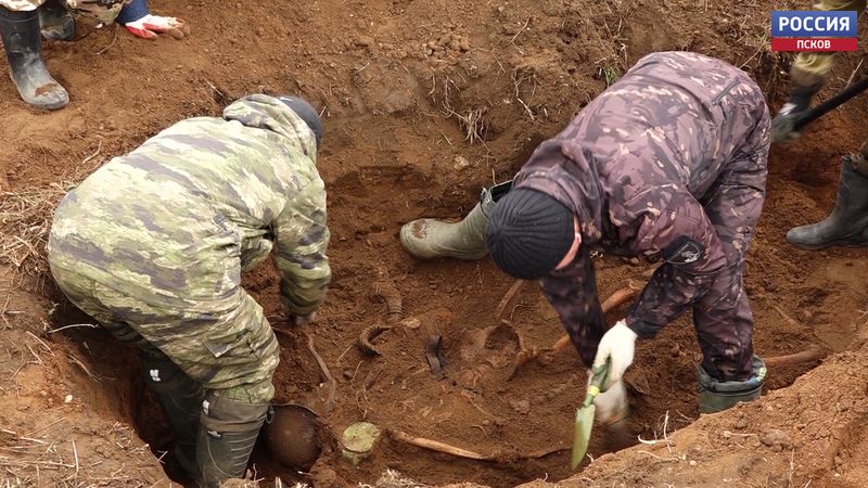 В Невельском районе подняли останки шести героев войны 