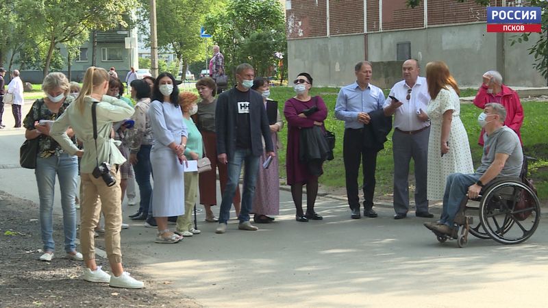 В Пскове отремонтируют пешеходную зону вдоль Рижского проспекта и дворовый проезд на Юбилейной 