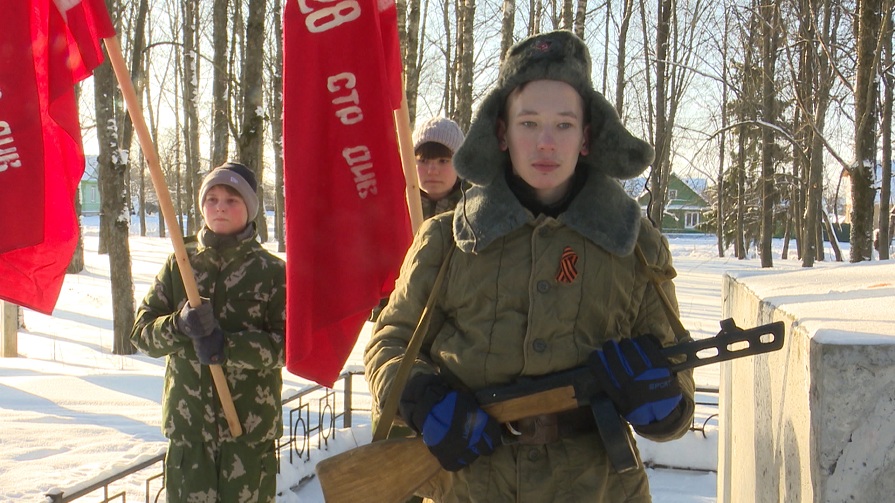 В день освобождения от фашистов гдовичи почтили память павших бойцов 