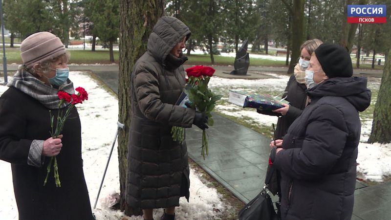 В Пскове почтили память жителей и защитников блокадного Ленинграда