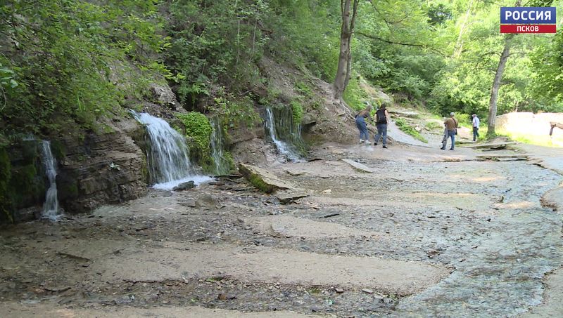 Вода из источников Изборско-Мальской долины соответствует нормам