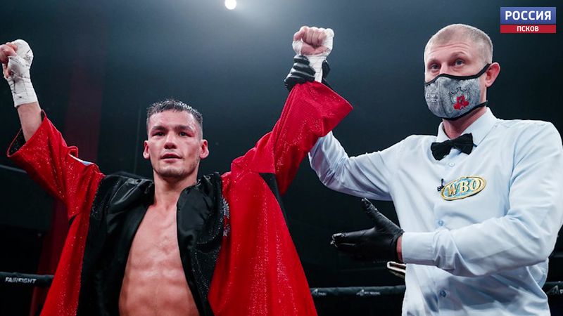 Великолукский боксер Мухаммад Шехов защитил чемпионский титул