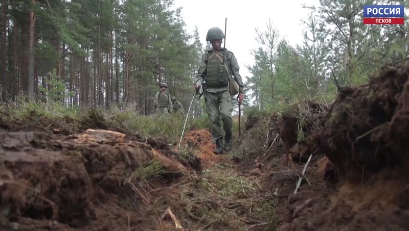 Правительство начало единовременные выплаты военнослужащим