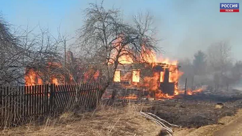 В Пскове начался сезон паводков и пожаров