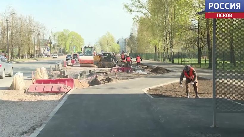 Михаил Ведерников проверил дорожные работы в Пскове в рамках проекта "Инфраструктура для жизни"