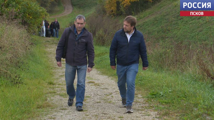 Опустели после Ливонской войны. Ведущие программы "Тур на двоих" расскажут о малоизвестных крепостях региона