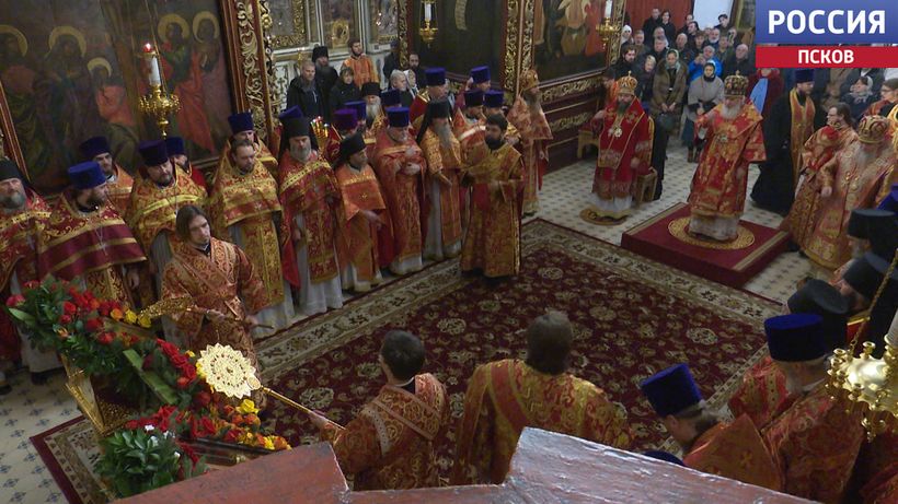 Покровитель христианского воинства. В Псков привезли частицу мощей великомученика Георгия Победоносца