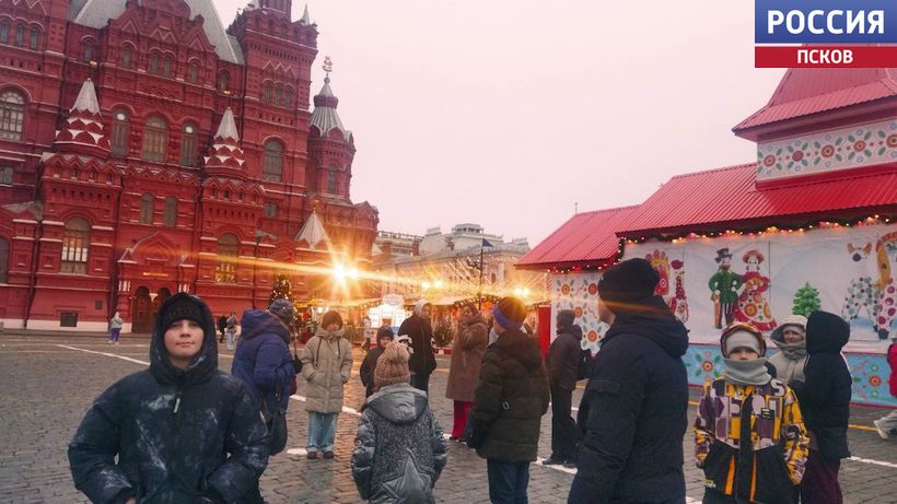 "Елку Победы" в Москве посетили дети погибших участников СВО