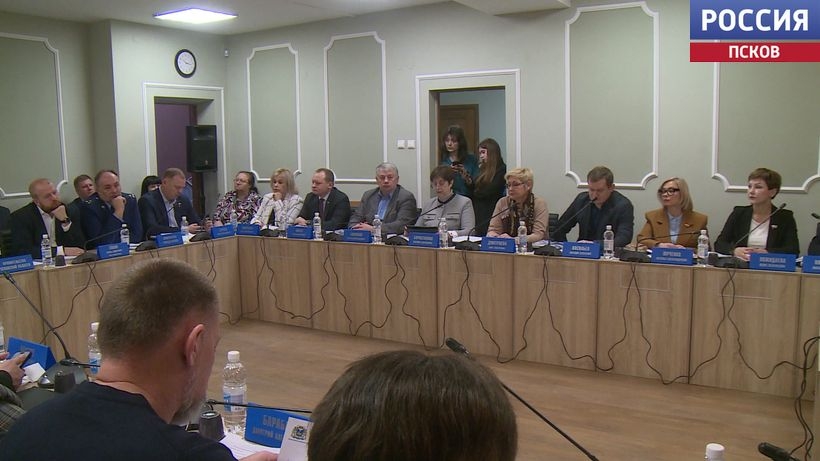 Депутаты Пскова приняли социально-ориентированный бюджет на ближайшие три года