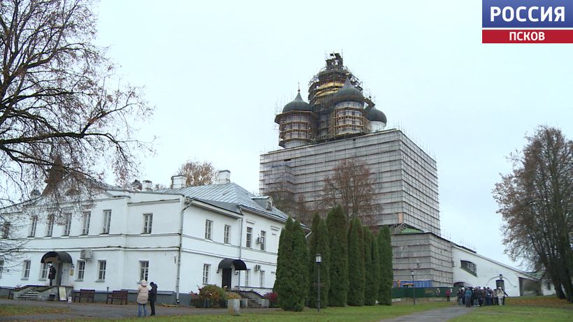 Воссоздают утраченные элементы. Расскажем, как идет реставрация Троицкого кафедрального собора в Псковском Кремле