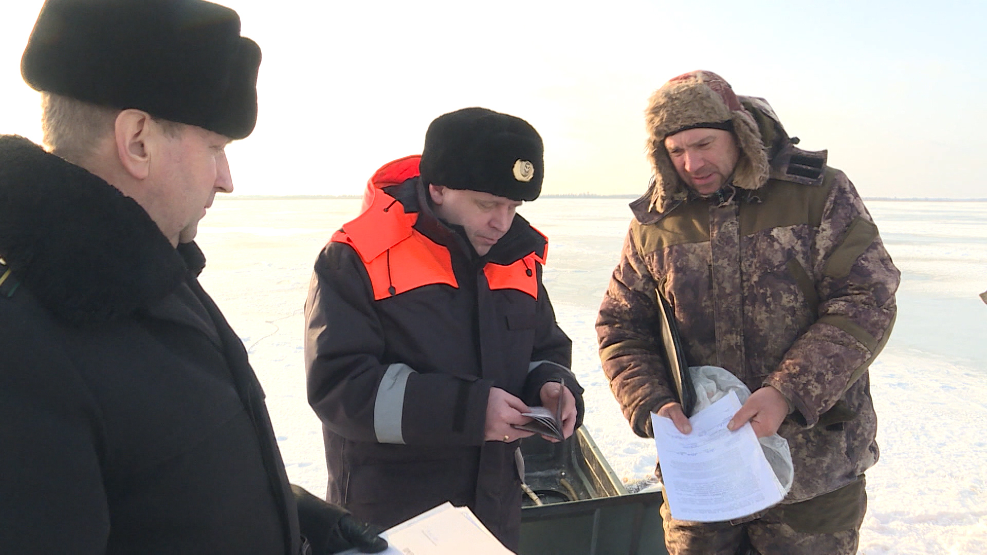 Как вести себя в акватории Псковско-Чудского водоема, напоминают псковские пограничники