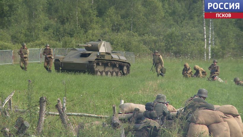 "Островский рубеж" собрал сотни зрителей на праздновании годовщины освобождения