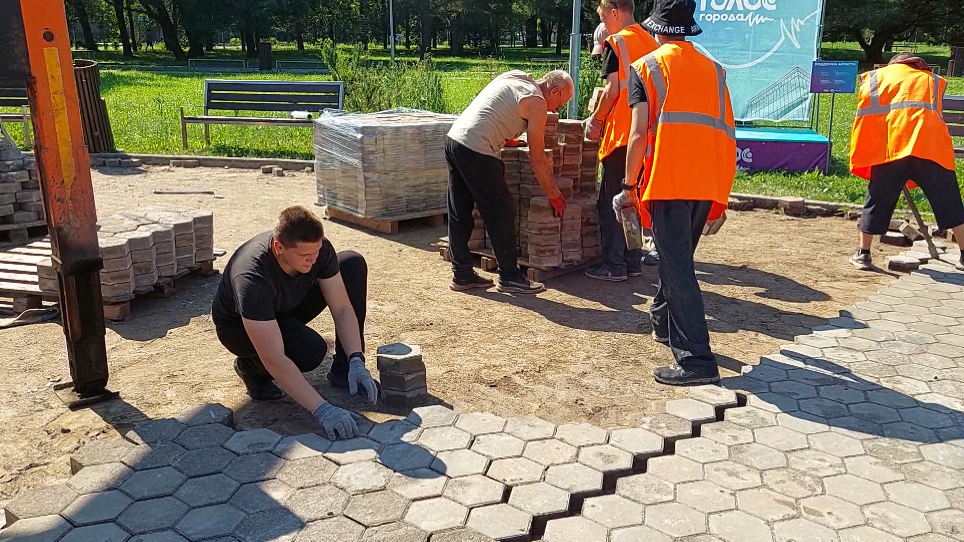В Пскове обновят покрытие в сквере Пограничников