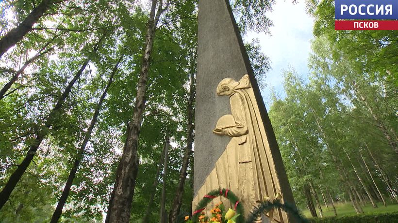 81 год со дня освобождения от фашистов отметили в Псковском и Палкинском районах