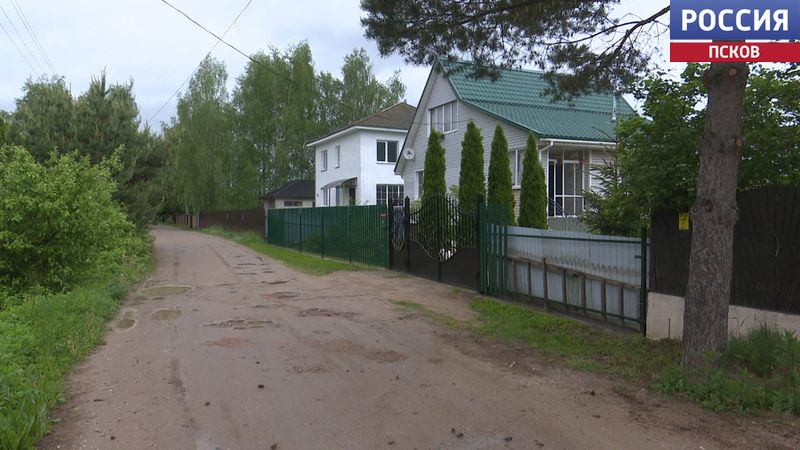 Молодые, но перспективные. Как новые ТОСы помогли изменить псковские дворы