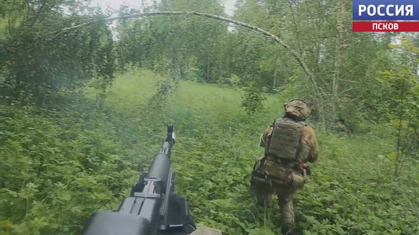 Обезвредили диверсионно-разведывательную группу. Сегодня в Псковской области прошли учения силовых структур