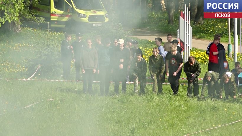 Великие Луки принимают окружной этап всероссийской "Зарницы 2.0"