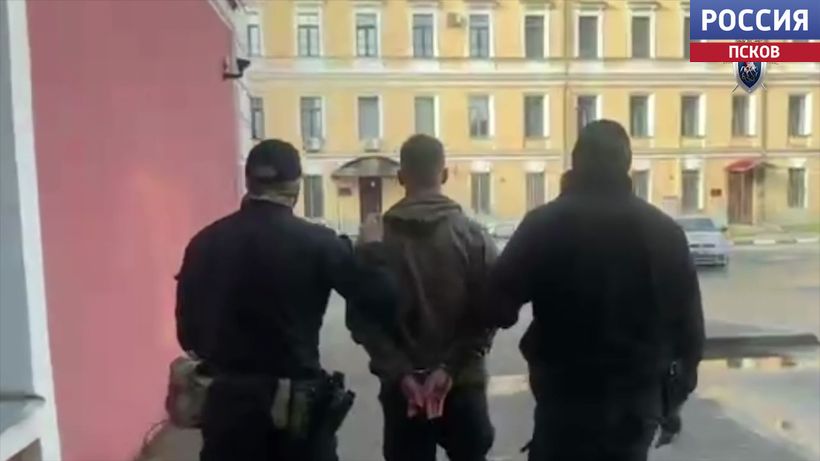 В Пскове задержали мужчину, который причинил телесные повреждения сотруднику ДПС