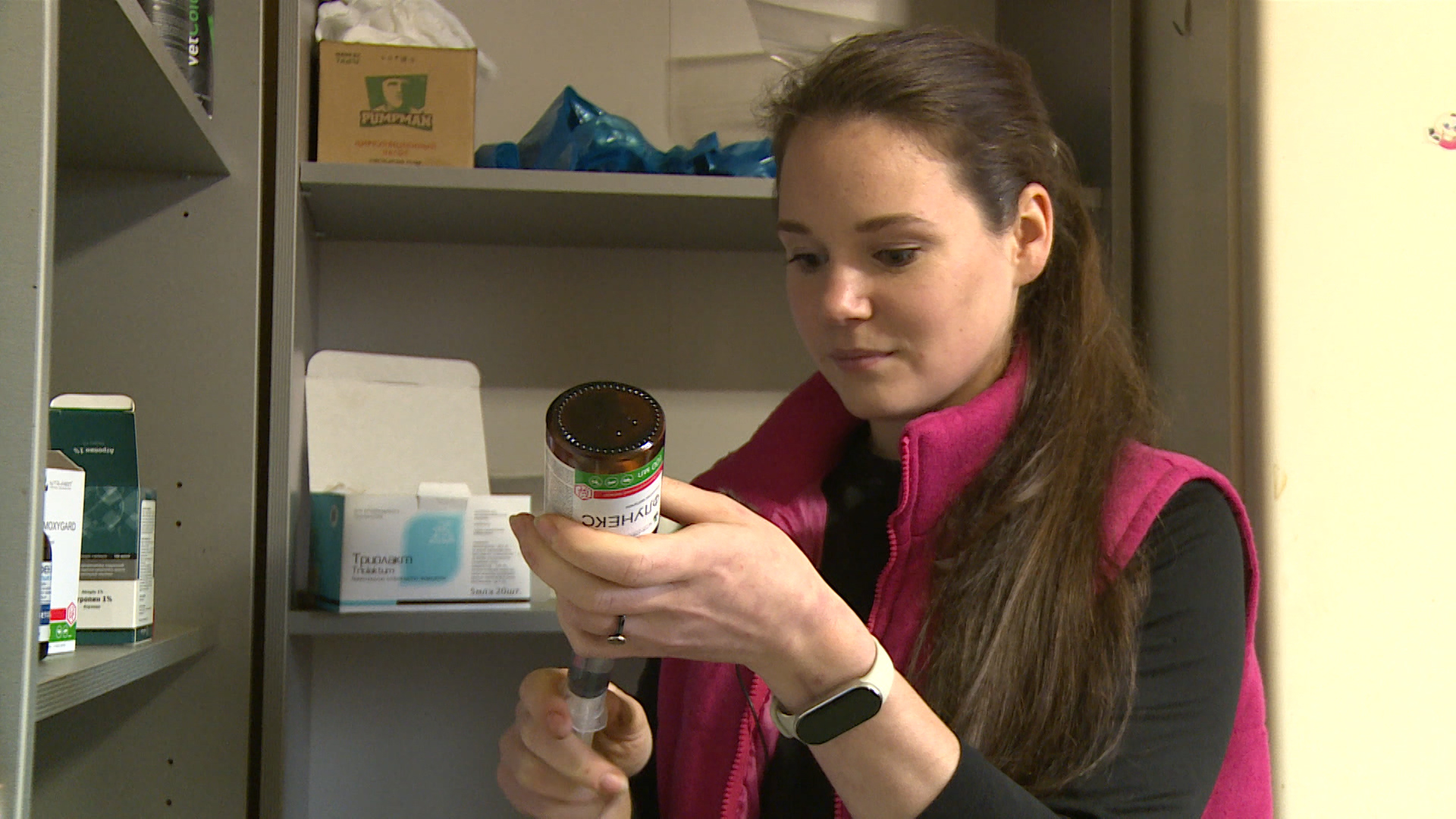 Вместо кошек и собак – пятнистые буренки. Почему молодой ветврач из Питера решила стать фермером и переехала жить на Псковщину?