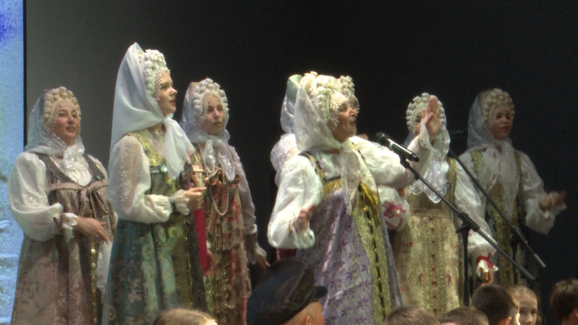 Полная аутентичность. Как коллектив "Уграда" сохраняет традиционную культуру Псковской земли? 