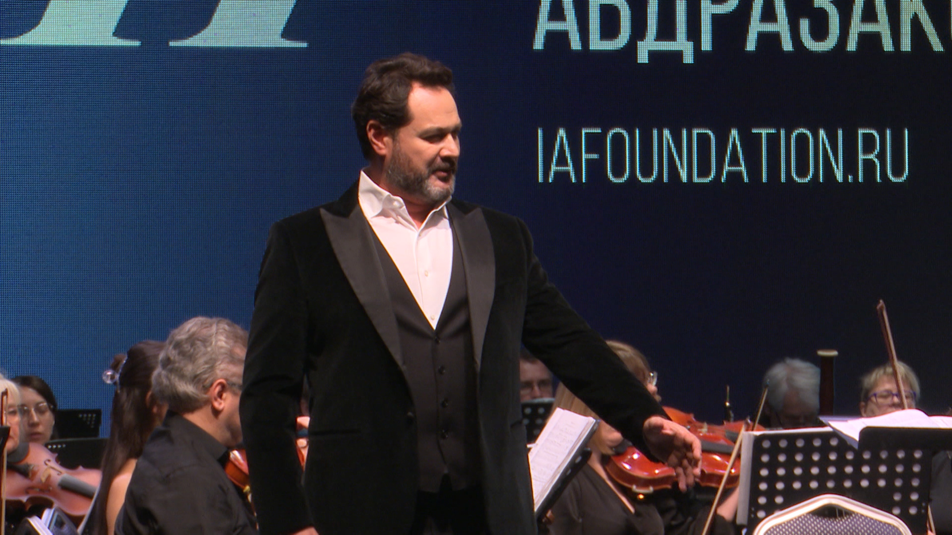Арии, дуэты, романсы в исполнении звезд отечественной оперы. В Пскове прошел фестиваль Ильдара Абдразакова