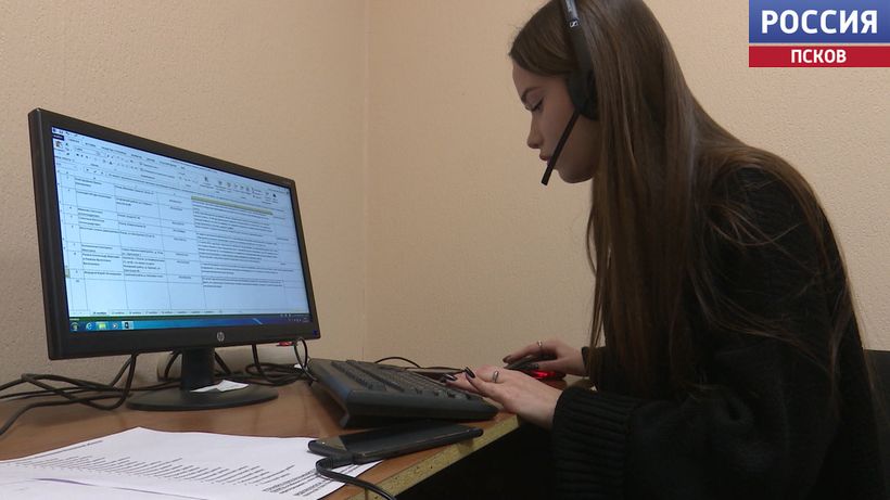 Быть на связи с жителями и оперативно решать вопросы. Что сделано по обращениям граждан на прямую линию к губернатору? 