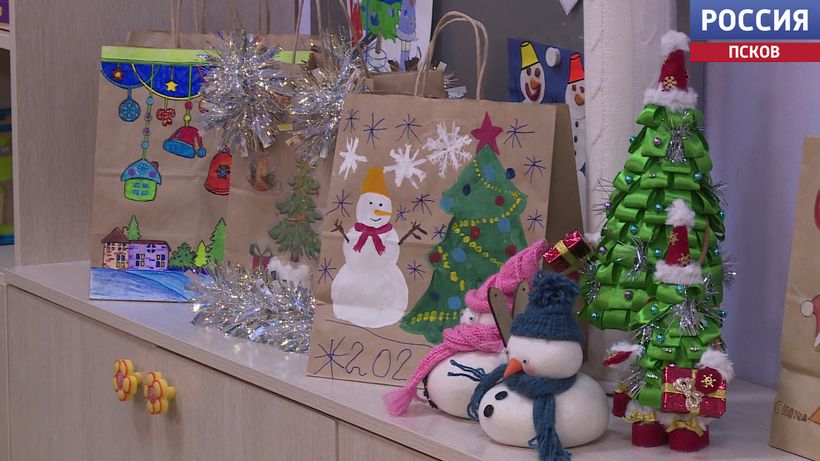 В Пскове стартовал сбор новогодних подарков для подопечных хосписа 