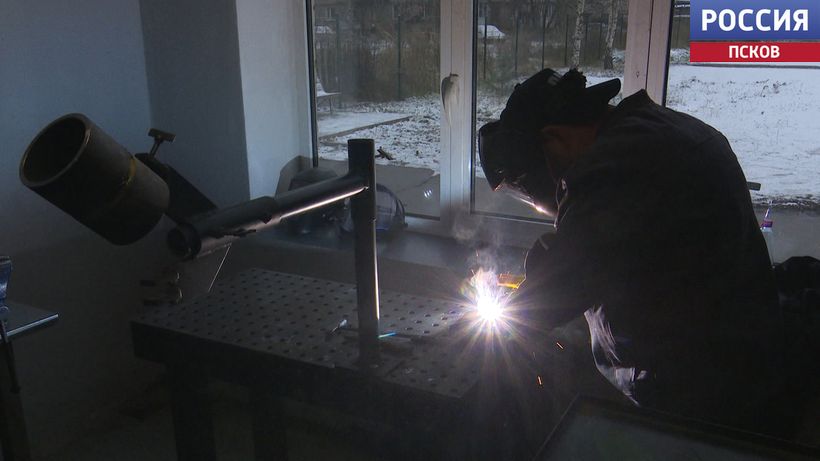 Одна из самых востребованных профессий. В Пскове выбирали лучшего сварщика