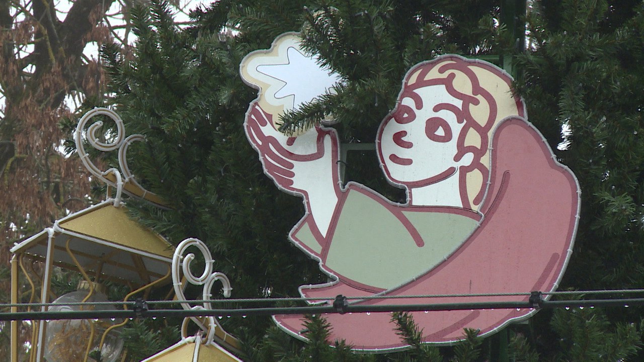 Еще одно новогоднее "звездное небо" появится в Пскове