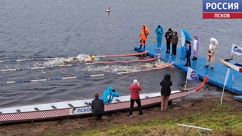 Псковская команда одержала победу на домашнем чемпионате по зимнему плаванию