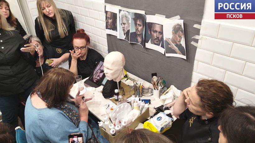 Статья в журнале на 11 страниц и встреча с сахарным королем. Кондитер из Себежа Александра Сафронова поделилась с "Вестями" впечатлениями от поездки в Москву