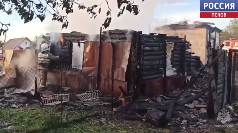 Пожарные за сутки ликвидировали шесть техногенных пожаров в Псковской области 