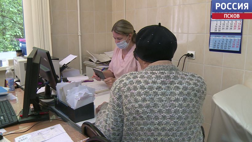 Вакцинация от гриппа продолжается в Псковской области