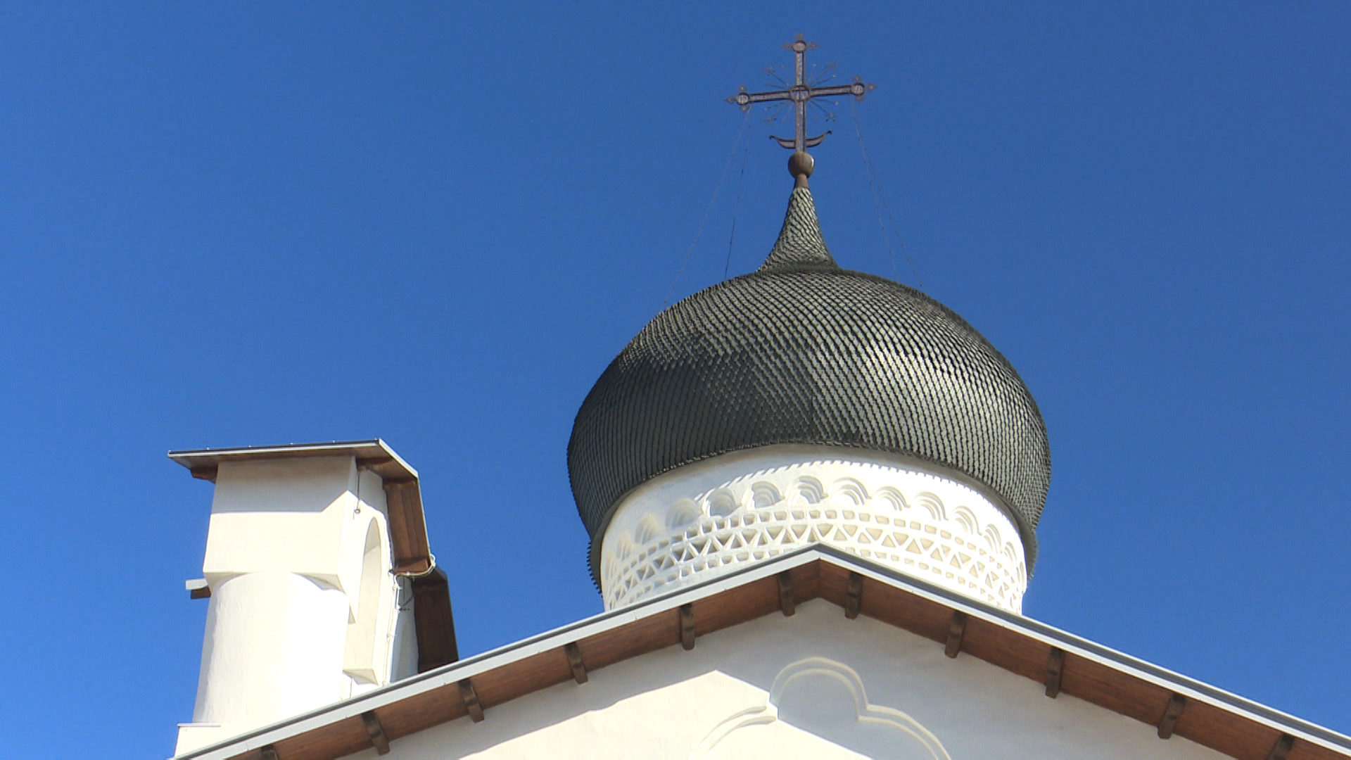 Сюжет ГТРК "Псков" о реставрации храма Николы со Усохи показали в эфире федерального канала "Россия 1"