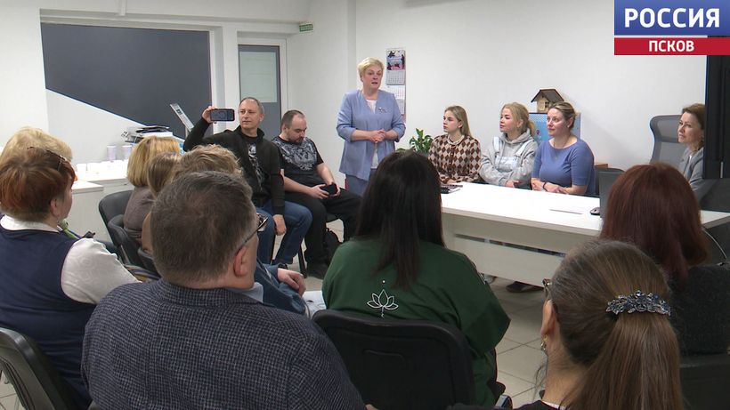 Иностранные блогеры приехали в Псков, чтобы рассказать правду о России