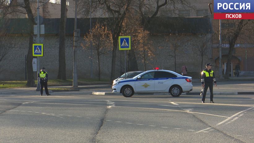 Особое внимание к самым маленьким. Сотрудники Госавтоинспекции проверили, соблюдают ли псковичи правила перевозки детей