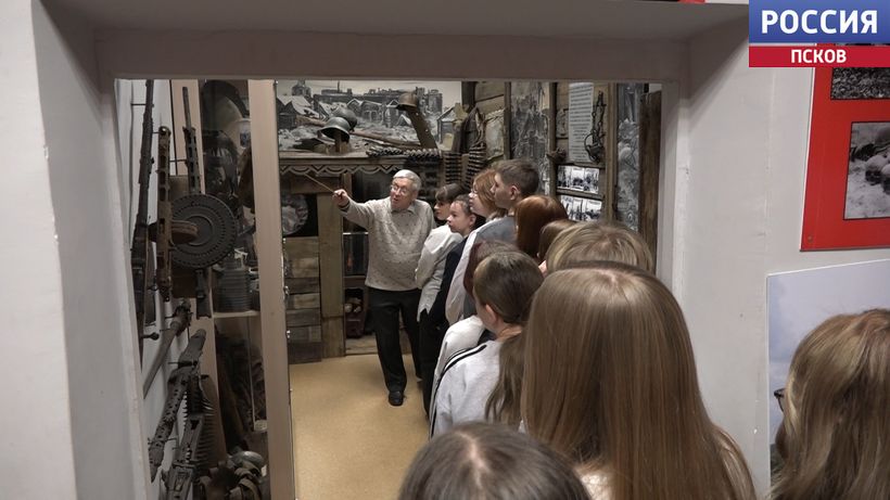 Краевед, учитель и постоянный герой наших сюжетов. Знаток истории Владимир Орлов рассказывает о своем призвании