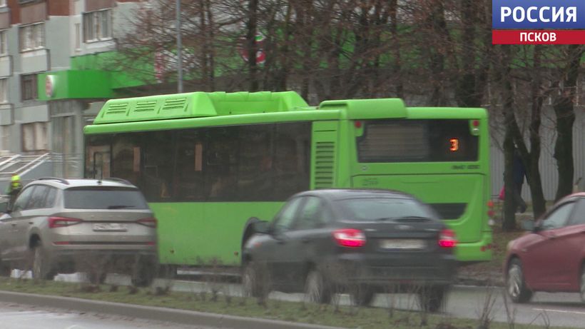 Ветераны Великой Отечественной войны весь май смогут бесплатно ездить на общественном транспорте