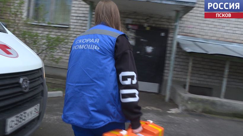 "Цена промедления очень высока": Александра Векуа пообщалась с теми, кто десятки лет работает на скорой