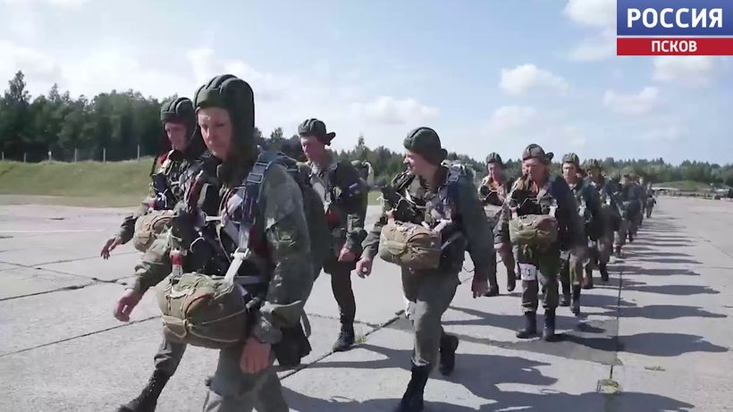 Единовременная выплата контрактникам ВДВ от региона увеличена до 3 миллионов рублей