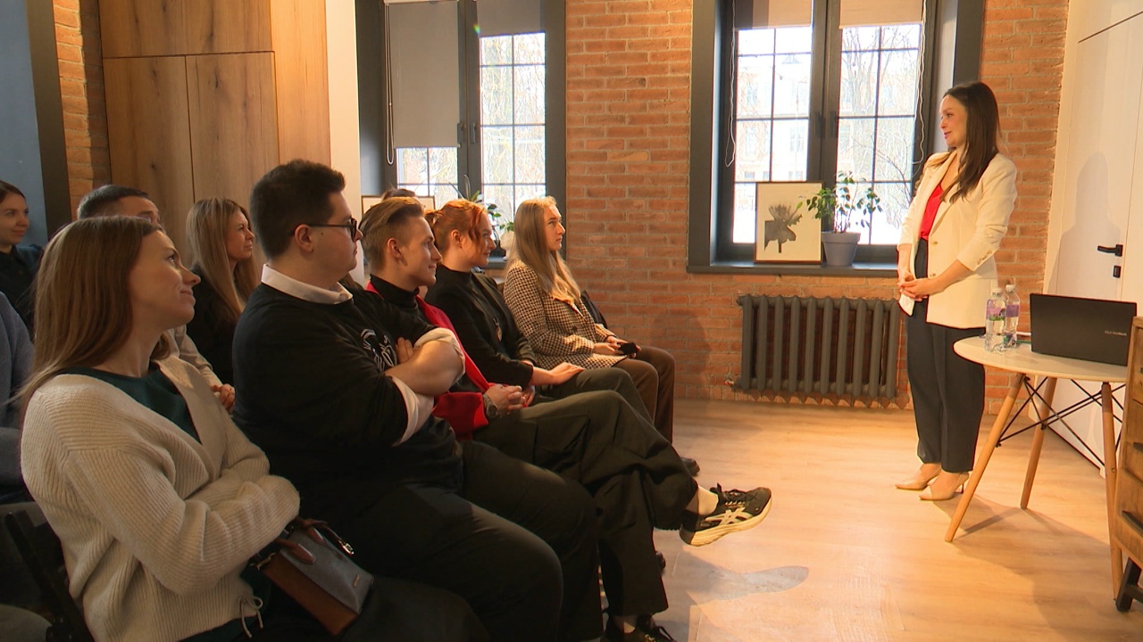 Для начинающих и уже опытных предпринимателей. В Пскове прошел фестиваль "Место встречи"