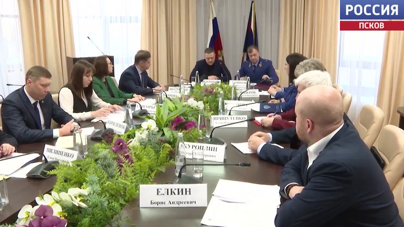 Губернатор Псковской области: проблемы ЖКХ в фокусе внимания, недопустимо финансирование по остаточному принципу