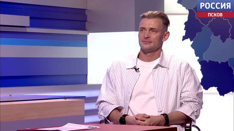 Интервью. Александр Кузьмин о работе комментатора, школе бега и "Псковском марафоне". Эфир 29.01.2026